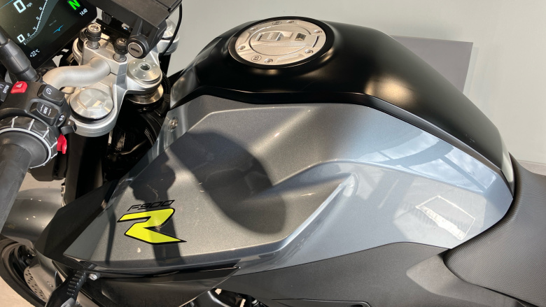 BMW F900 R